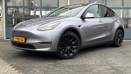 Gebruikt 2023 Tesla Model Y Long Range AWD SUV | € 37.450 (Eerlijke prijs)