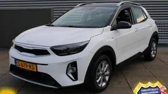Gebruikt 2023 Kia Stonic SUV | € 20.450 (Eerlijke prijs)