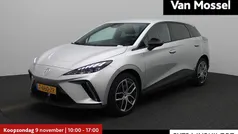 Grijs Gebruikt 2023 MG MG4 EV Luxury Hatchback | € 24.995 (Eerlijke prijs)