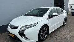 Wit Gebruikt 2013 Opel Ampera Hatchback | € 7.750 (Eerlijke prijs)