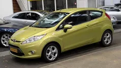 Groen Gebruikt 2010 Ford Fiesta Titanium Hatchback | € 5.244 (Eerlijke prijs)