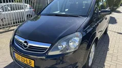Gebruikt 2008 Opel Zafira Executive MPV | € 2.250 (Eerlijke prijs)