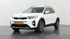 Gebruikt 2020 Kia Stonic SUV | € 16.435 (Eerlijke prijs)
