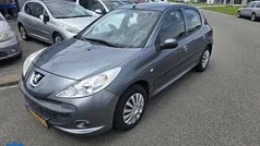 Grijs Gebruikt 2010 Peugeot 206+ Hatchback | € 1.850 (Eerlijke prijs)