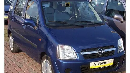 Gebruikt 2002 Opel Agila Comfort MPV | € 1.248 (Eerlijke prijs)