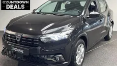 Zwart Gebruikt 2022 Dacia Sandero Comfort Hatchback | € 15.595 (Eerlijke prijs)