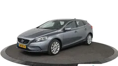 Gebruikt 2016 Volvo V40 Momentum Stationwagen | € 17.895 (Eerlijke prijs)