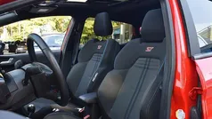 Rood Gebruikt 2018 Ford Fiesta ST Hatchback | € 18.950 (Goede deal)