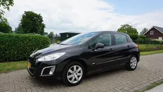 Zwart Gebruikt 2013 Peugeot 308 Style Hatchback | € 3.250 (Eerlijke prijs)