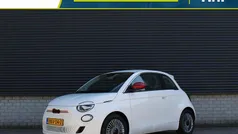 Gebruikt 2025 Fiat 500e Comfort Hatchback | € 30.635 (Eerlijke prijs)