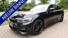Zwart Gebruikt 2021 BMW 330 Executive Sedan | € 36.950 (Eerlijke prijs)