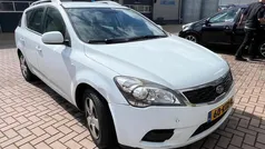 Wit Gebruikt 2010 Kia Ceed Hatchback | € 1.250 (Super prijs)