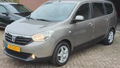 Gebruikt 2013 Dacia Lodgy Lauréate MPV | € 7.950 (Eerlijke prijs)