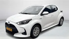 Gebruikt 2021 Toyota Yaris Hybrid Active Hatchback | € 19.950 (Eerlijke prijs)