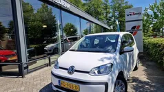 Wit Gebruikt 2017 VW up! move up! Hatchback | € 7.950 (Eerlijke prijs)