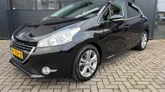 Gebruikt 2015 Peugeot 208 Allure Hatchback | € 7.950 (Eerlijke prijs)