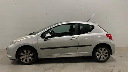 Grijs Gebruikt 2009 Peugeot 207 Hatchback | € 1.295 (Eerlijke prijs)