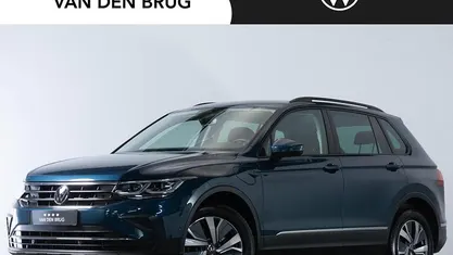 Blauw Gebruikt 2022 VW Tiguan Elegance SUV | € 32.185 (Goede deal)
