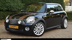 Zwart Gebruikt 2010 Mini Cooper Hatchback | € 6.895 (Eerlijke prijs)