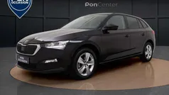 Zwart, metallic lak Gebruikt 2023 Skoda Scala Ambition Hatchback | € 19.450 (Eerlijke prijs)
