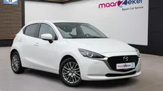 Wit Gebruikt 2023 Mazda 2 Luxury Hatchback | € 20.450 (Eerlijke prijs)