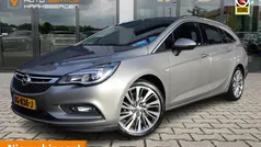 Bruin (metallic) Gebruikt 2016 Opel Astra Innovation Stationwagen | € 10.900 (Eerlijke prijs)