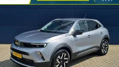 Grijs Gebruikt 2021 Opel Mokka-e Elegance SUV | € 18.435 (Eerlijke prijs)