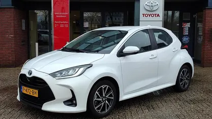 Occasion Toyota Yaris Hybrid 116 PK (85 kW) 2022 Wit Hatchback