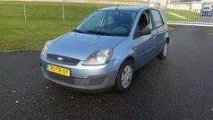 Blauw Gebruikt 2007 Ford Fiesta Ambiente Hatchback | € 1.650 (Eerlijke prijs)