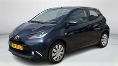 Gebruikt 2016 Toyota Aygo X-play Hatchback | € 7.450 (Eerlijke prijs)