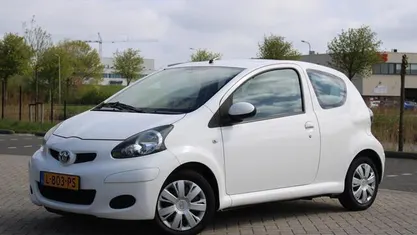 Occasion Toyota Aygo Comfort 68 PK (50 kW) 2010 Hatchback