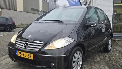 Zwart Gebruikt 2007 Mercedes A170 Elegance MPV | € 2.799 (Eerlijke prijs)