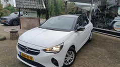 Wit Gebruikt 2022 Opel Corsa Edition Hatchback | € 16.145 (Eerlijke prijs)