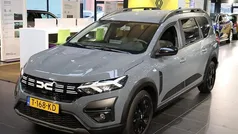 Grijs Gebruikt 2023 Dacia Jogger Extreme MPV | € 20.750 (Eerlijke prijs)