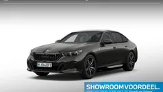 Gebruikt 2025 BMW i5 M Sport Sedan | € 90.870 (Eerlijke prijs)