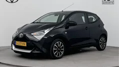 Gebruikt 2019 Toyota Aygo X-play Hatchback | € 12.250 (Eerlijke prijs)