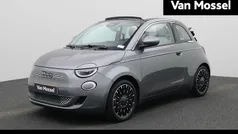 Grijs Gebruikt 2023 Fiat 500e La Prima Cabriolet | € 25.900 (Eerlijke prijs)