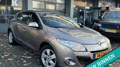 Occasion Renault Mégane III Dynamique 131 PK (96 kW) 2010 Beige Hatchback