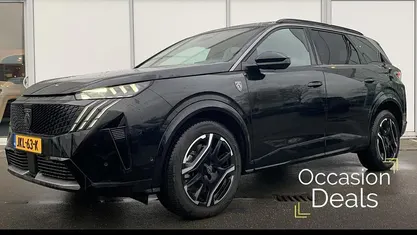 Zwart Occasion 2025 Peugeot e-5008 Avantage SUV | € 52.950 (Eerlijke prijs)