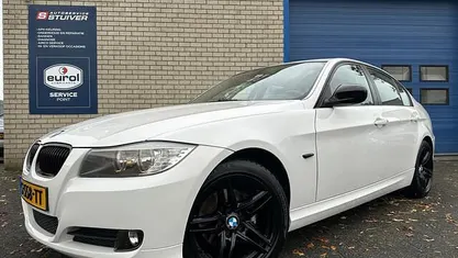 Wit Gebruikt 2009 BMW 318 Sedan | € 5.950 (Eerlijke prijs)