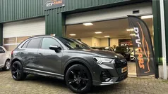 Grijs, metallic lak Gebruikt 2019 Audi Q3 S-Line SUV | € 32.795 (Eerlijke prijs)