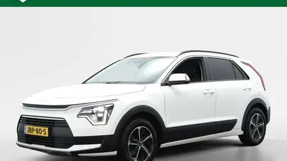 Wit Gebruikt 2022 Kia Niro SUV | € 26.950 (Eerlijke prijs)