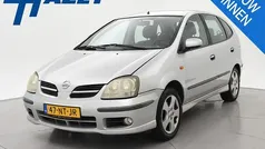 Grijs Gebruikt 2004 Nissan Almera Tino Tekna MPV | € 1.950 (Eerlijke prijs)