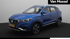 Blauw Gebruikt 2020 MG ZS Luxury Sedan | € 15.495 (Eerlijke prijs)