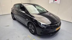 Gebruikt 2021 Opel Astra Business Edition Hatchback | € 12.740 (Eerlijke prijs)