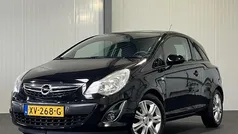 Zwart Gebruikt 2011 Opel Corsa Selection Hatchback | € 3.945 (Eerlijke prijs)