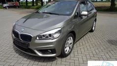 Grijs Gebruikt 2017 BMW 225 Active Tourer iPerformance MPV | € 17.950 (Eerlijke prijs)