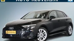 Grijs Gebruikt 2023 Audi A3 Sportback Advanced Hatchback | € 34.900 (Eerlijke prijs)