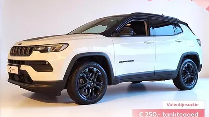 Wit Occasion 2025 Jeep Compass SUV | € 25.445 (Super prijs)