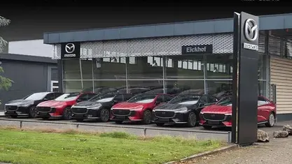 Occasion 2025 Mazda 6e Takumi-Line Hatchback | € 42.990 (Goede deal)